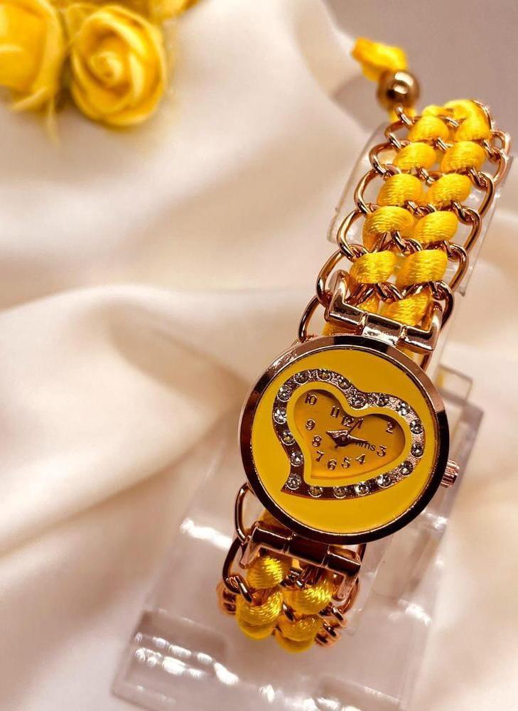 Stylish Women's Quartz Heart Watch with Chain Strap - 1 Pc