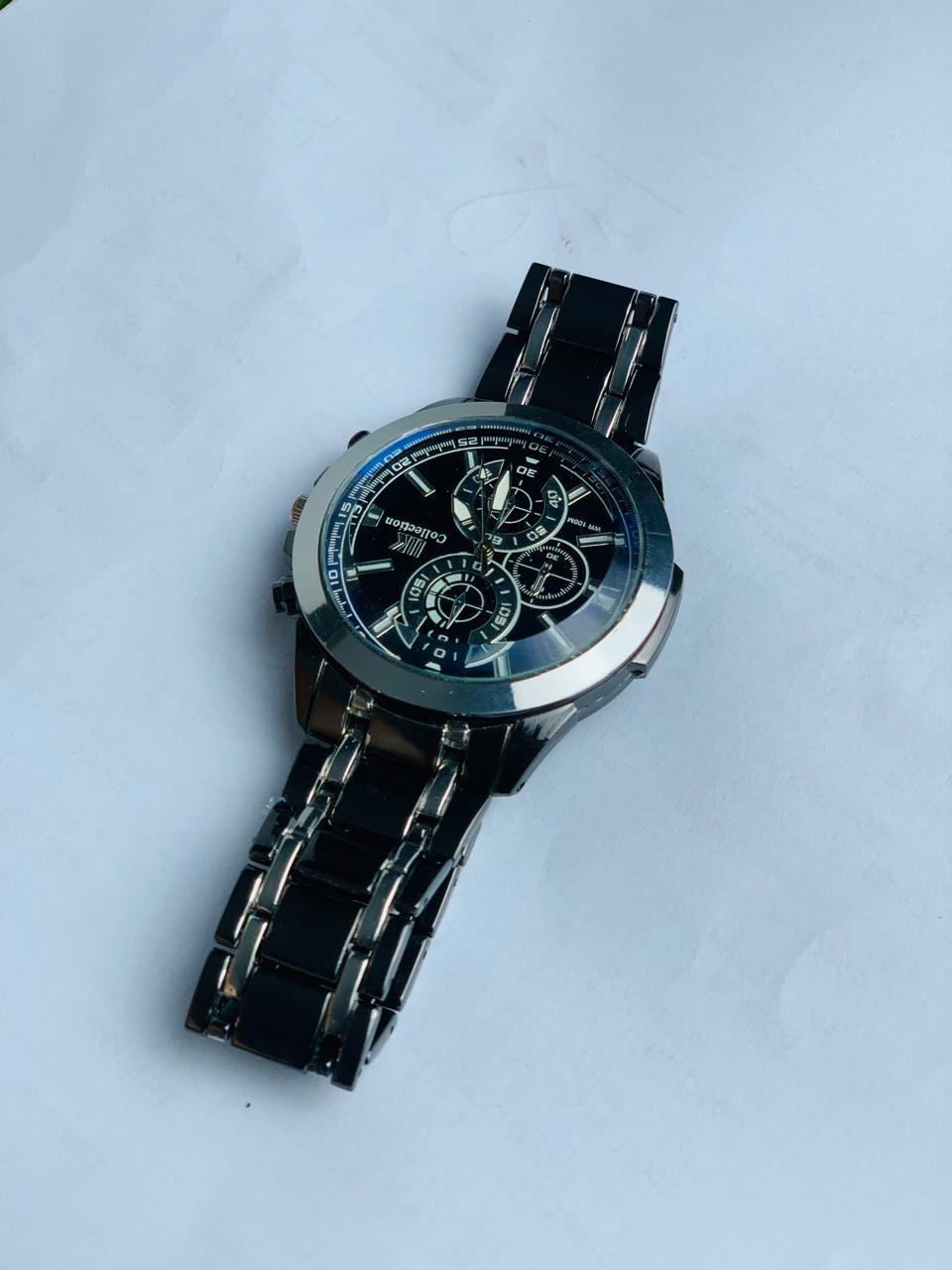 : Men's Quartz Stainless Steel Round Watch - Water Resistant Analogue Timepiece