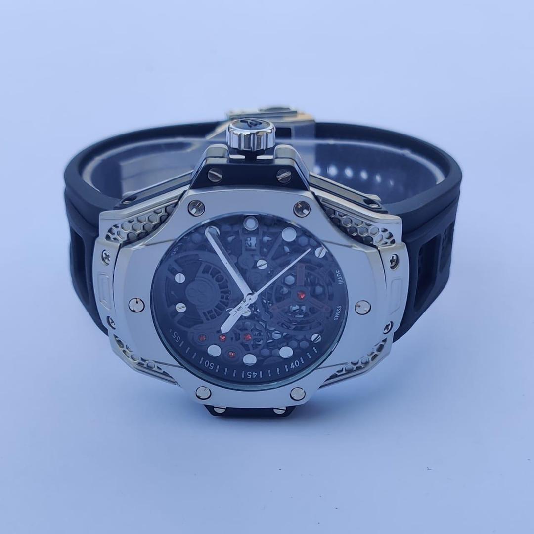 Men's Quartz Round Dial Stainless Steel Watch - 1 Pc