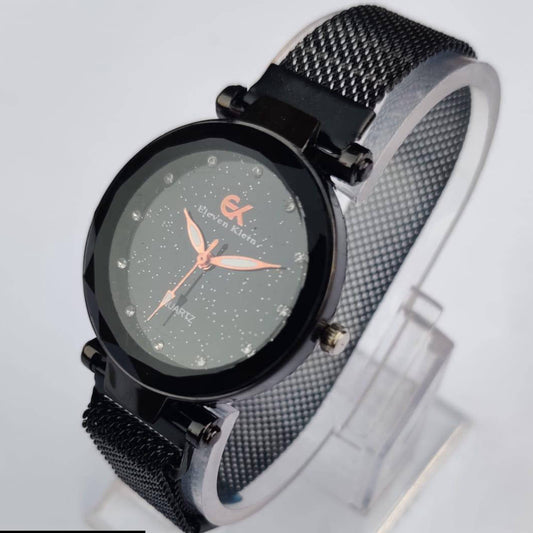 Stylish Analog Women's Stainless Steel Wrist Watch