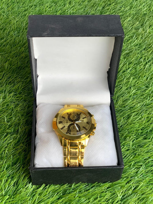 : Men's Quartz Stainless Steel Round Watch - Water Resistant Analogue Timepiece