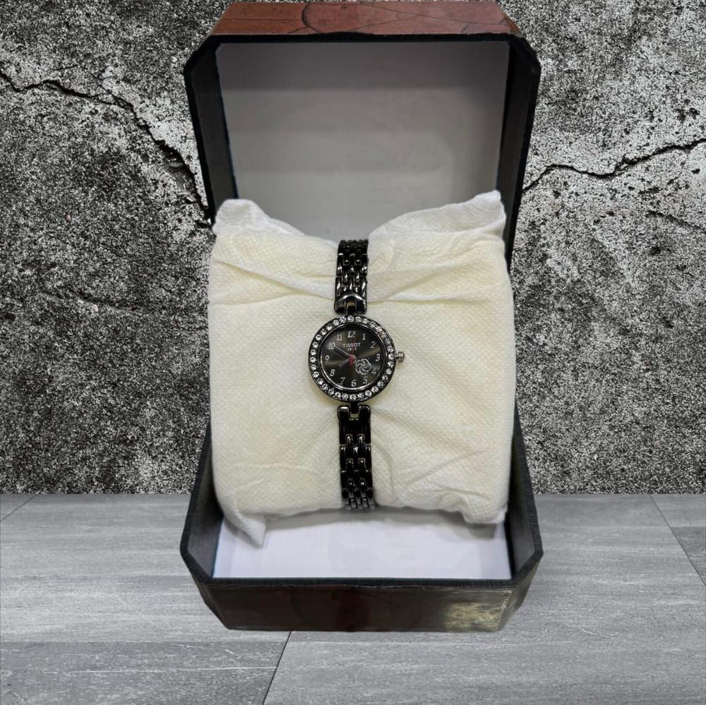 Ladies Fancy Stainless Steel Watch