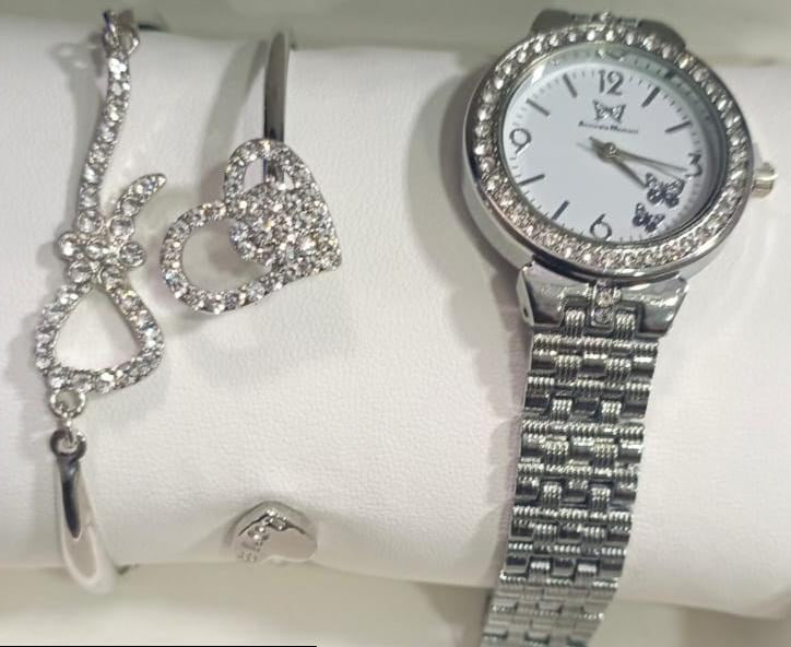 Women's Silver Chain Strap Watch With Bracelet